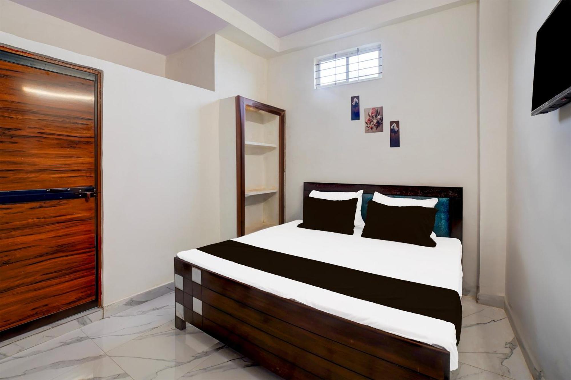 Hotel O T G M Shaliks Hotel Bhopal Exteriör bild