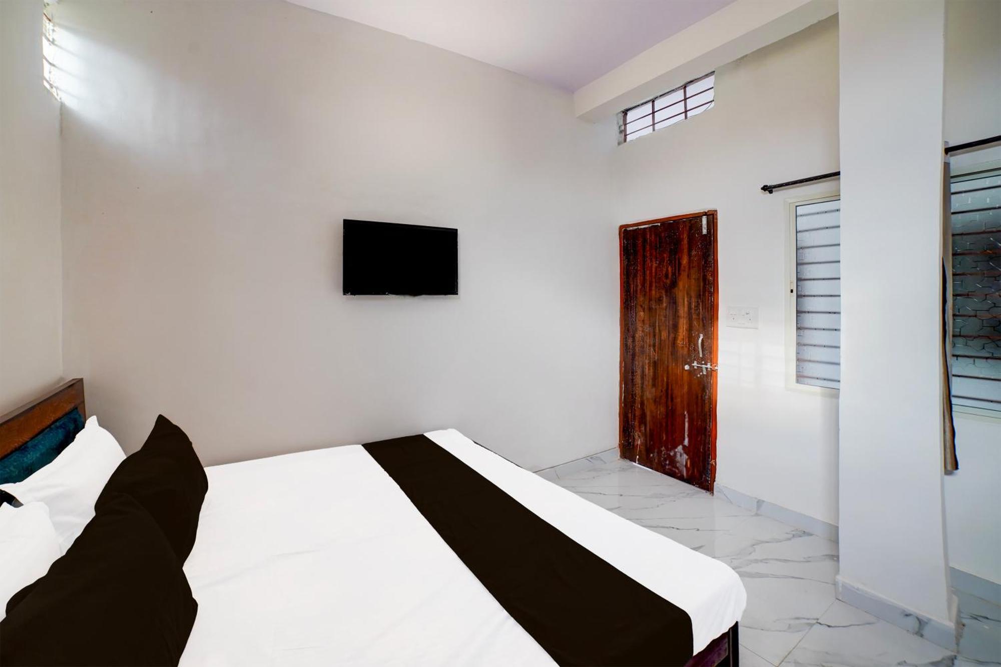 Hotel O T G M Shaliks Hotel Bhopal Exteriör bild