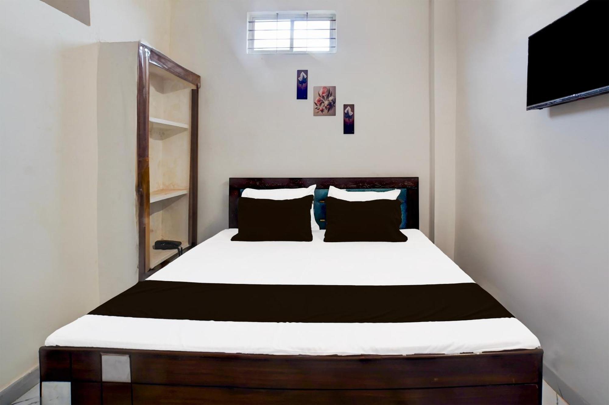 Hotel O T G M Shaliks Hotel Bhopal Exteriör bild